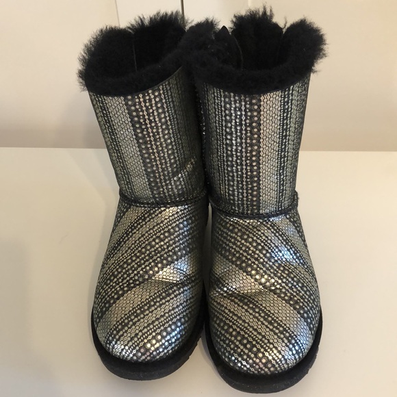 Uggs  bling bow back in silver and black - Picture 3 of 4